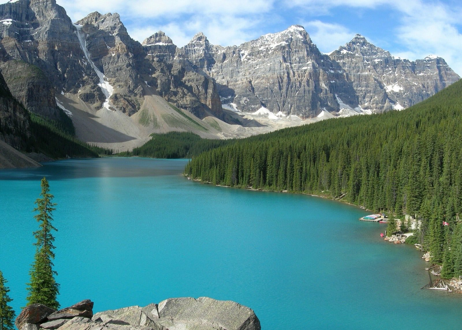 Moraine Lake and the Valley of the Ten Peaks under morning light