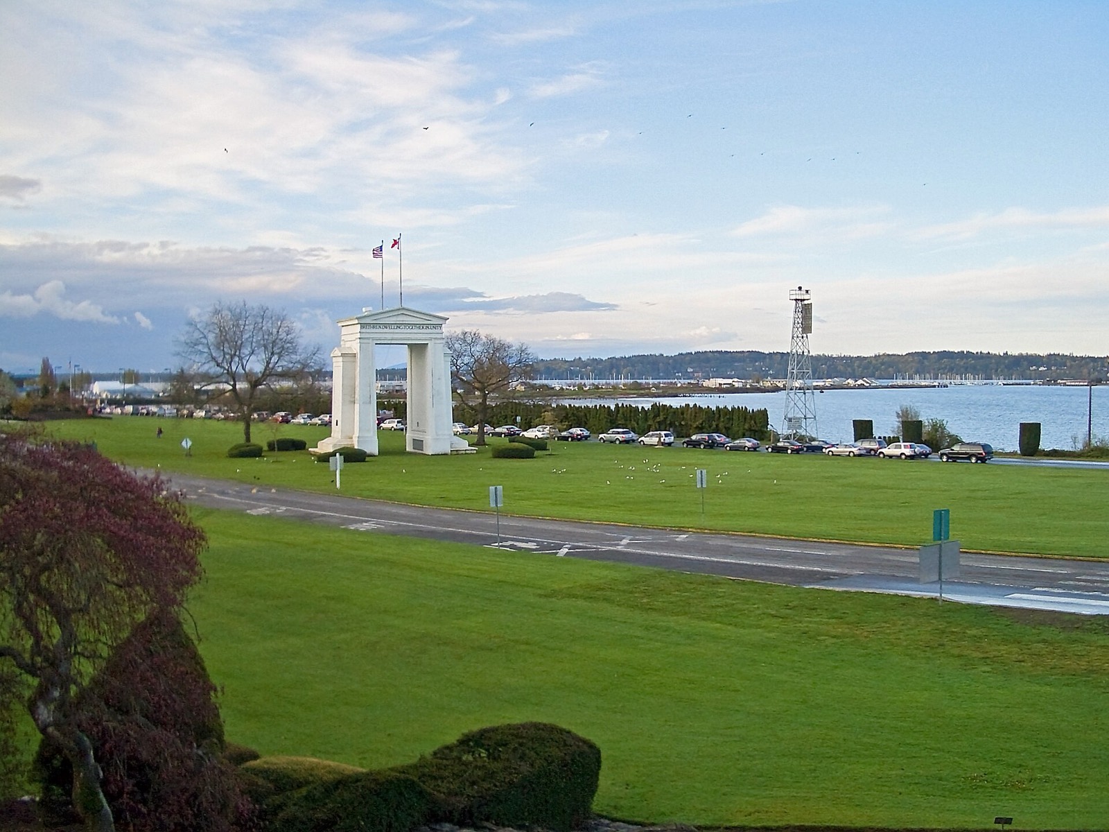 The white Peace Arch monument on the grass border between Blaine, Washington and Surrey, BC